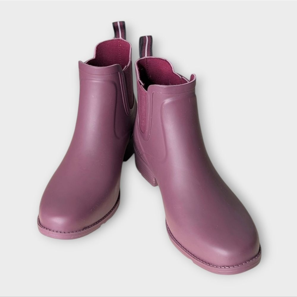 Lands End Royal Burgundy Pull On Heeled Chelsea Rain Booties 10 41.5
